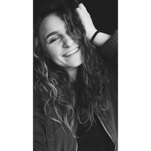 Meet your Posher, Holly